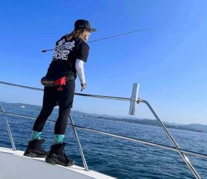 画像2: BAD SQUID コットンTシャツ 黒白 (2)