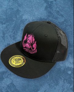 画像2: BAD SQUID 2nd  フラットCAP『横抱き』PINK 刺繍 (2)